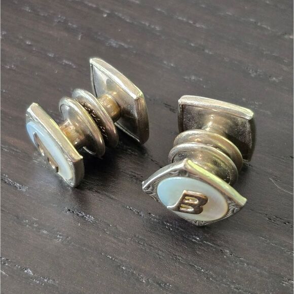 Bear & Wilde | Kum-A-Part Mother of Pearl French Cufflinks - Picture 6 of 6